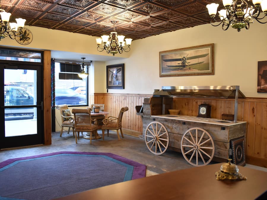 Free daily self-serve breakfast