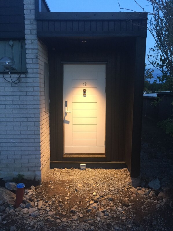 Entrada al alojamiento