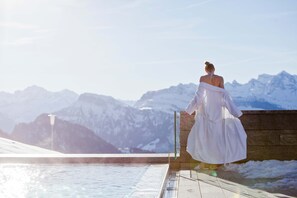 Varme kilder/mineralkilder og massasje