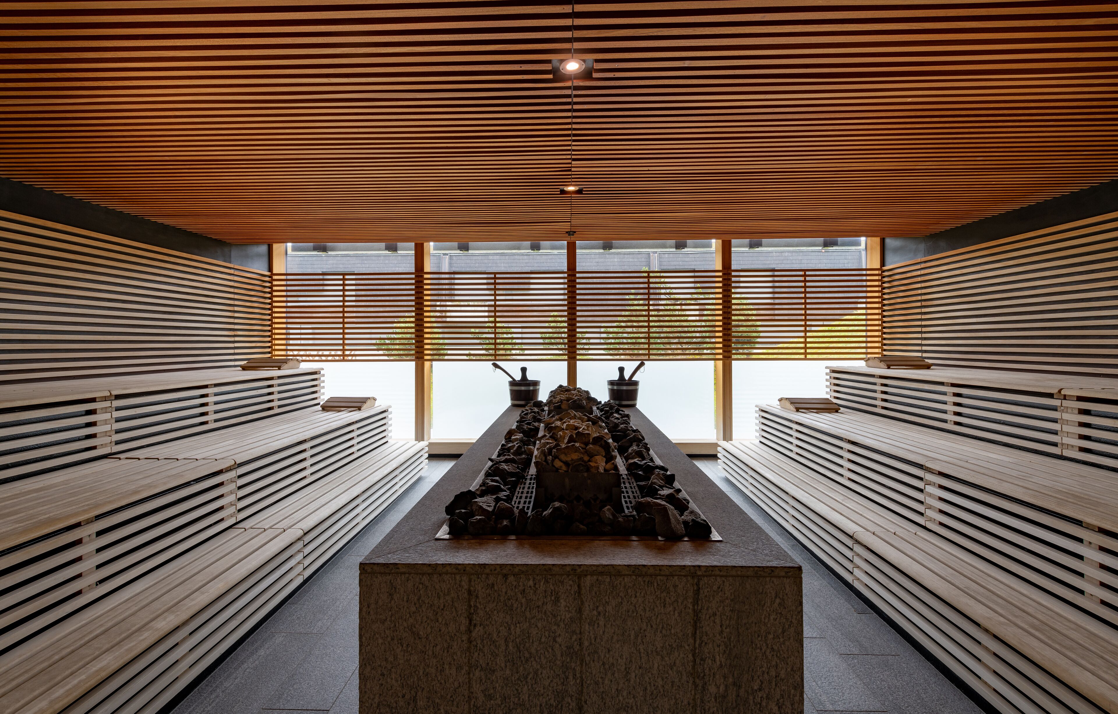 hot springs/mineral springs, massages