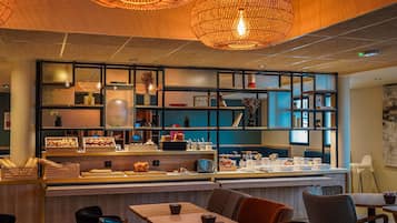 Daily buffet breakfast (EUR 15 per person)
