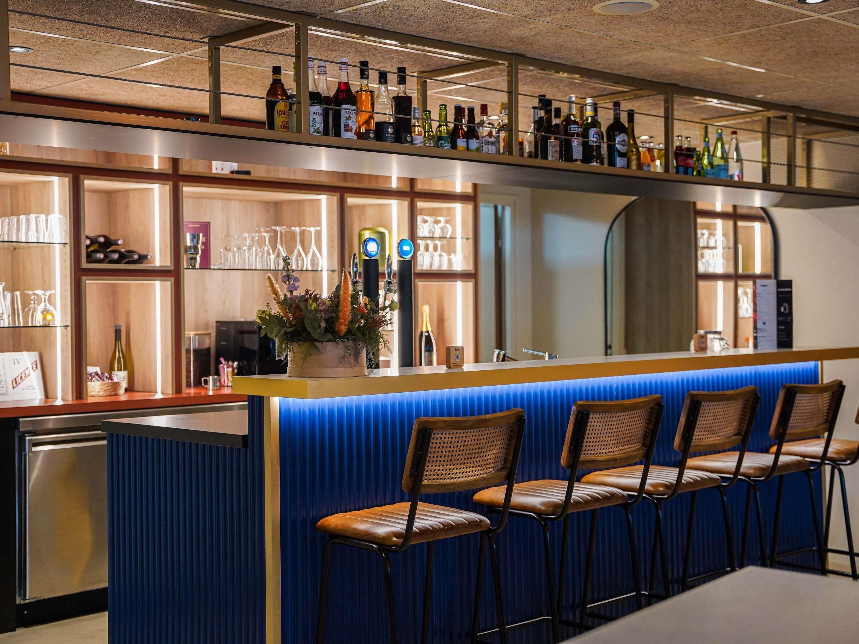 Bar (in der Unterkunft)