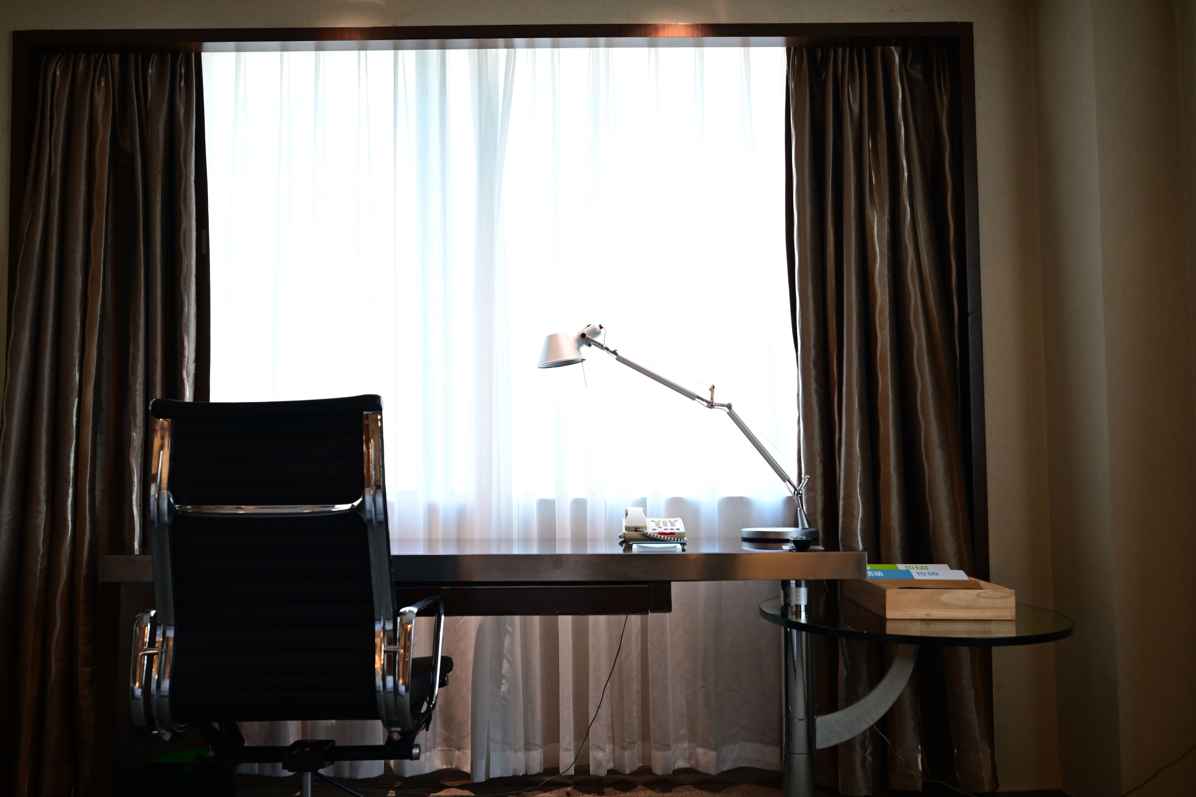 deluxe suite, 1 bedroom, city view | 1 bedroom, premium bedding, minibar, in-room safe