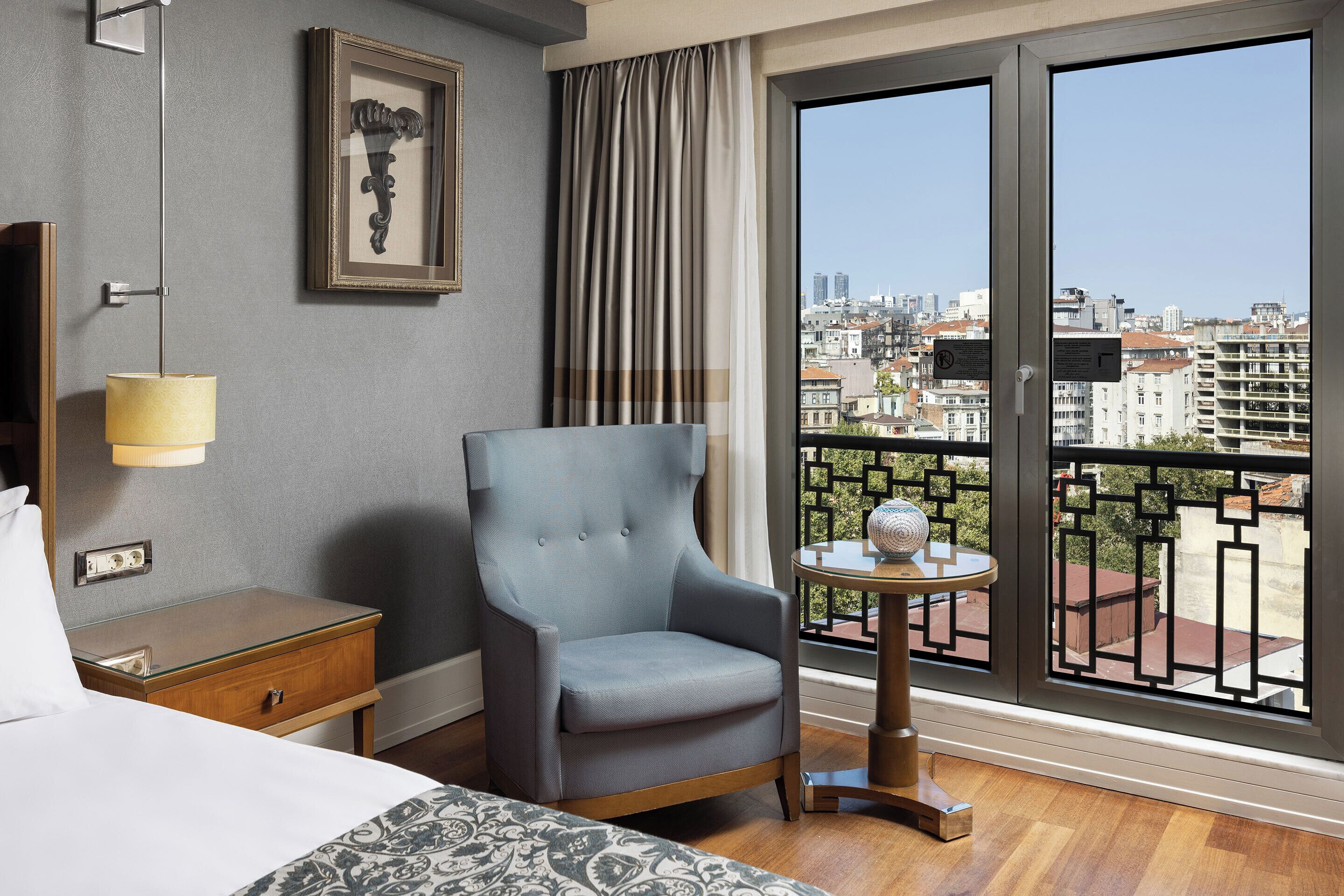 Family Room | In-room safe, desk, laptop workspace, iron/ironing board
