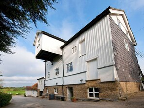 Exterior - Little Hallingbury Mill (Bishop's Stortford)