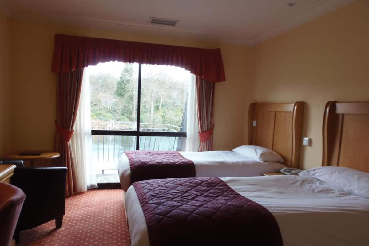 Twin Room, 2 Single Beds, Non Smoking