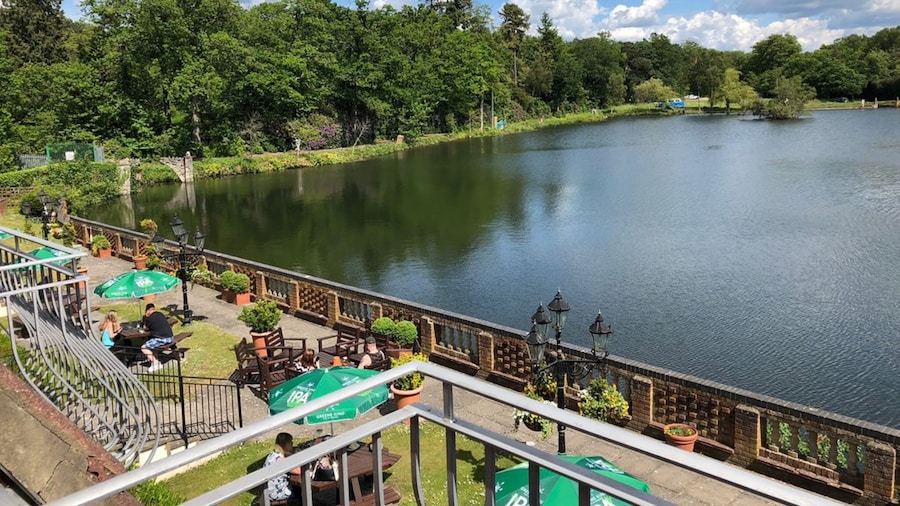 Lakeside International Hotel