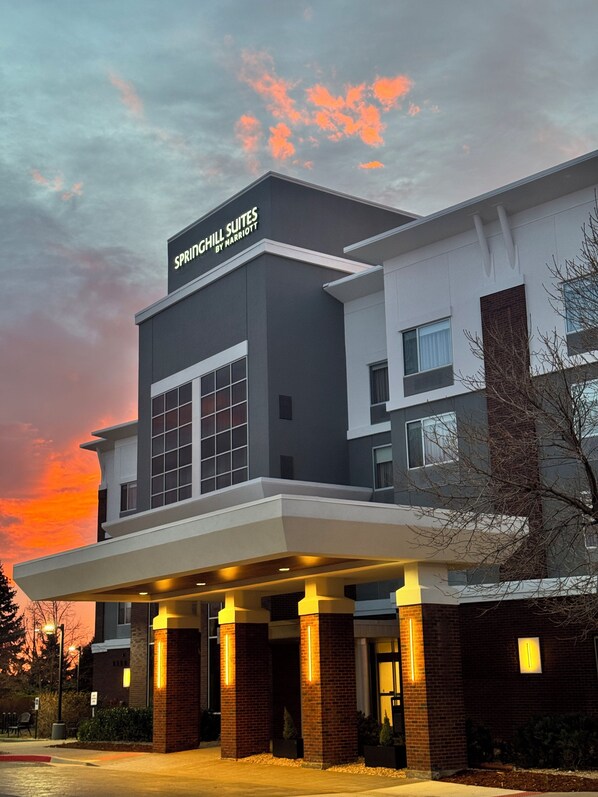 Front of property - SpringHill Suites by Marriott Fort Collins (Fort Collins)