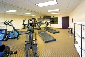 A fitness center with treadmills, elliptical machines, and a stationary bike. - Holiday Inn Express & Suites Willcox by IHG (Willcox)