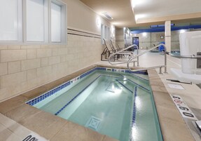 Una piscina techada