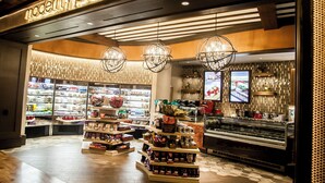 A bakery with a modern interior, featuring a display of baked goods and a variety of packaged items. - L'Auberge Casino Resort Lake Charles (Lake Charles)