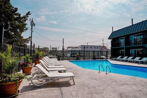 Exterior - The Boulevard Hotel (Beach Haven)