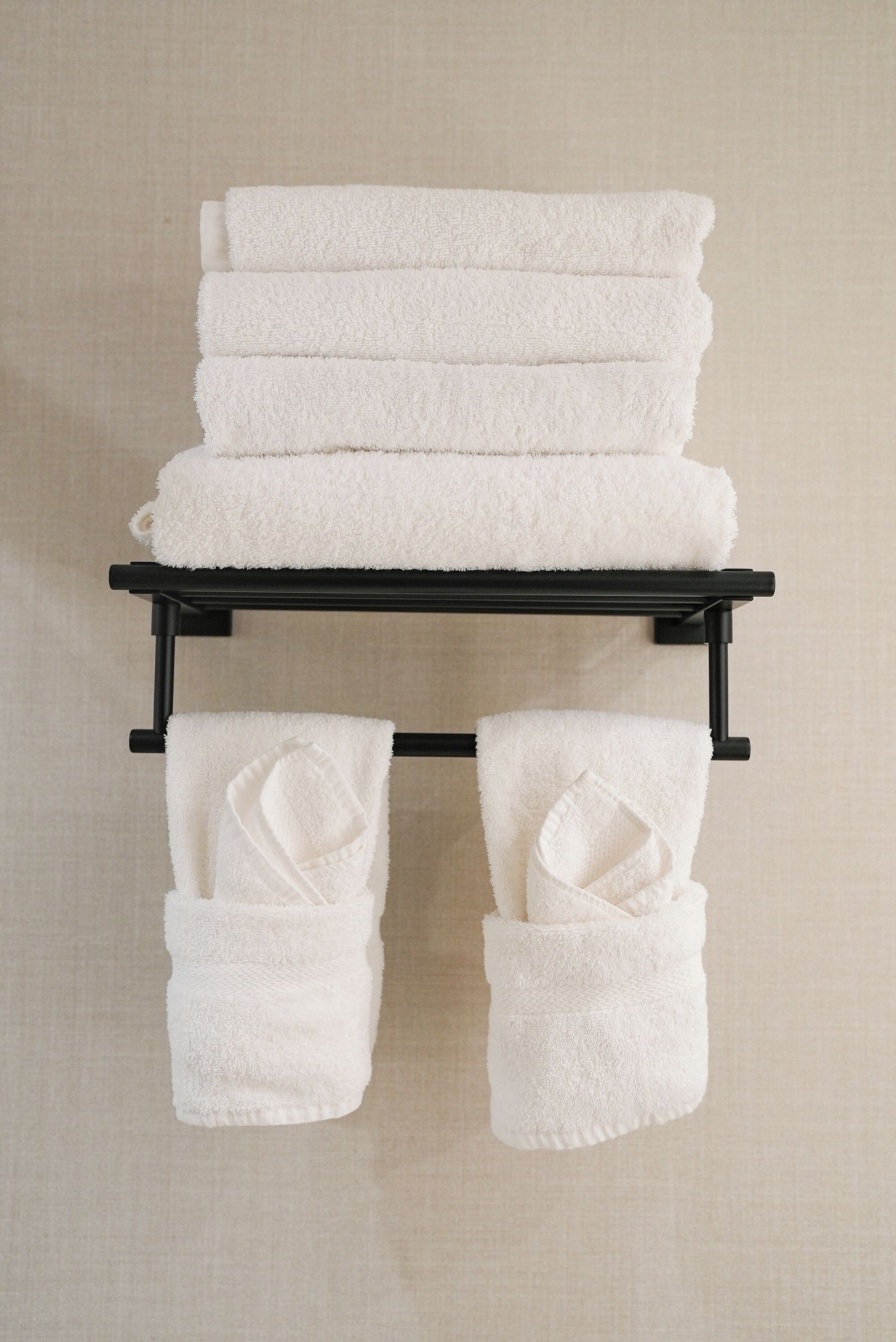 combined shower/bathtub, free toiletries, hair dryer, towels