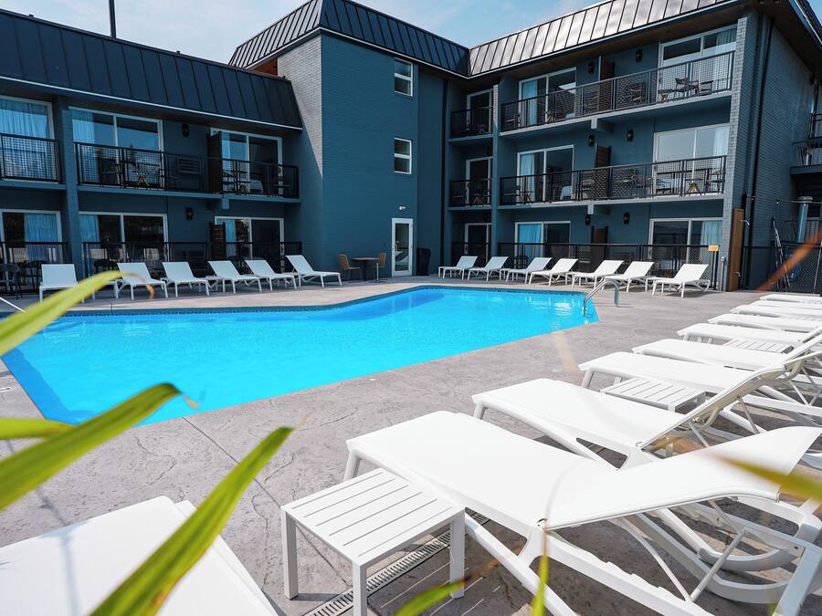 Seasonal outdoor pool