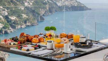 Petit déjeuner continental compris tous les jours