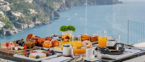 Petit déjeuner continental compris tous les jours