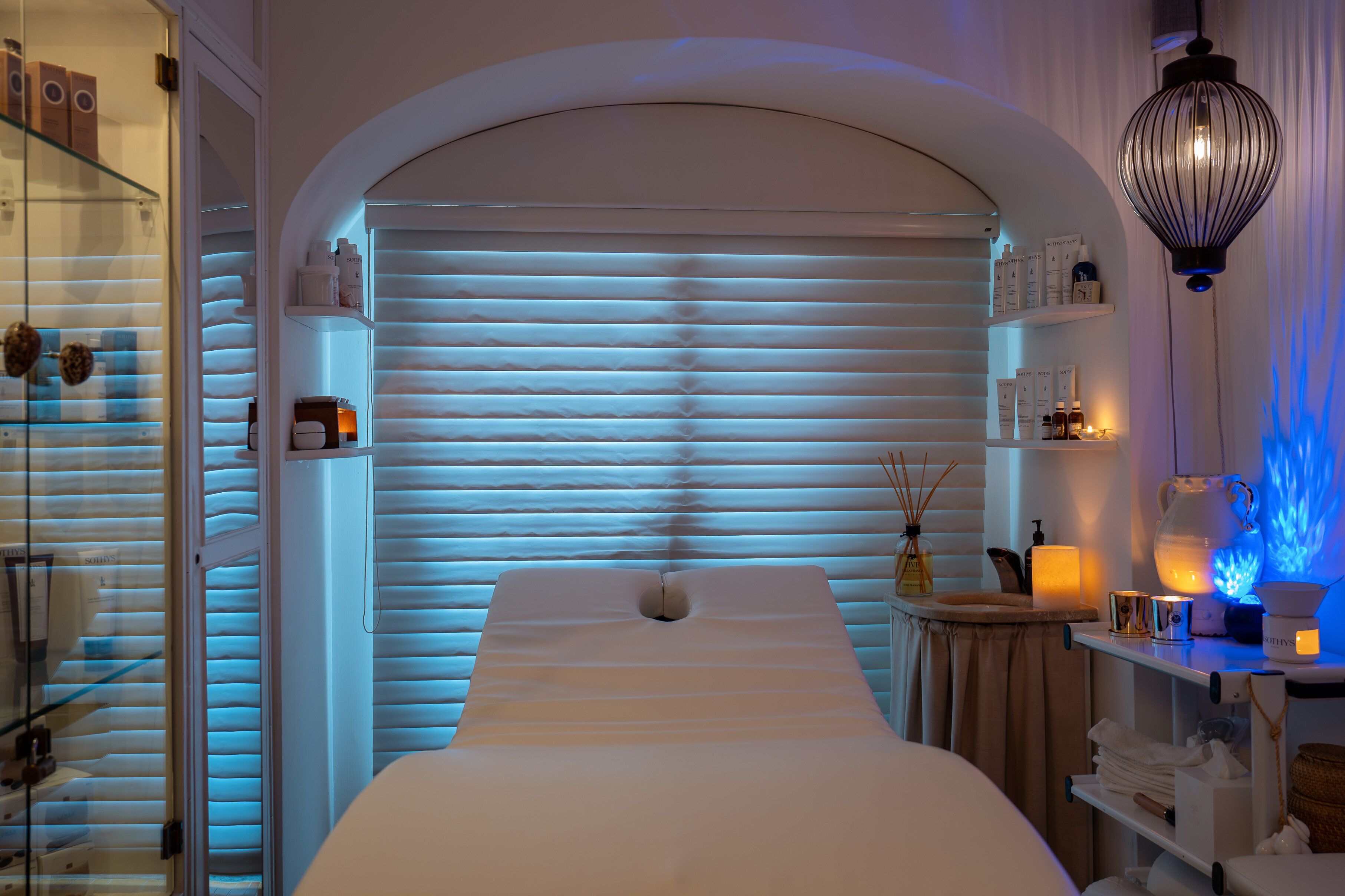 トルコ風呂 / ハマム、ボディ トリートメント、フェイシャル トリートメント、マッサージ / トリートメント ルーム、マニキュアとペディキュア