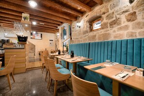 Local cuisine - Villa Matejuska Heritage (Split)