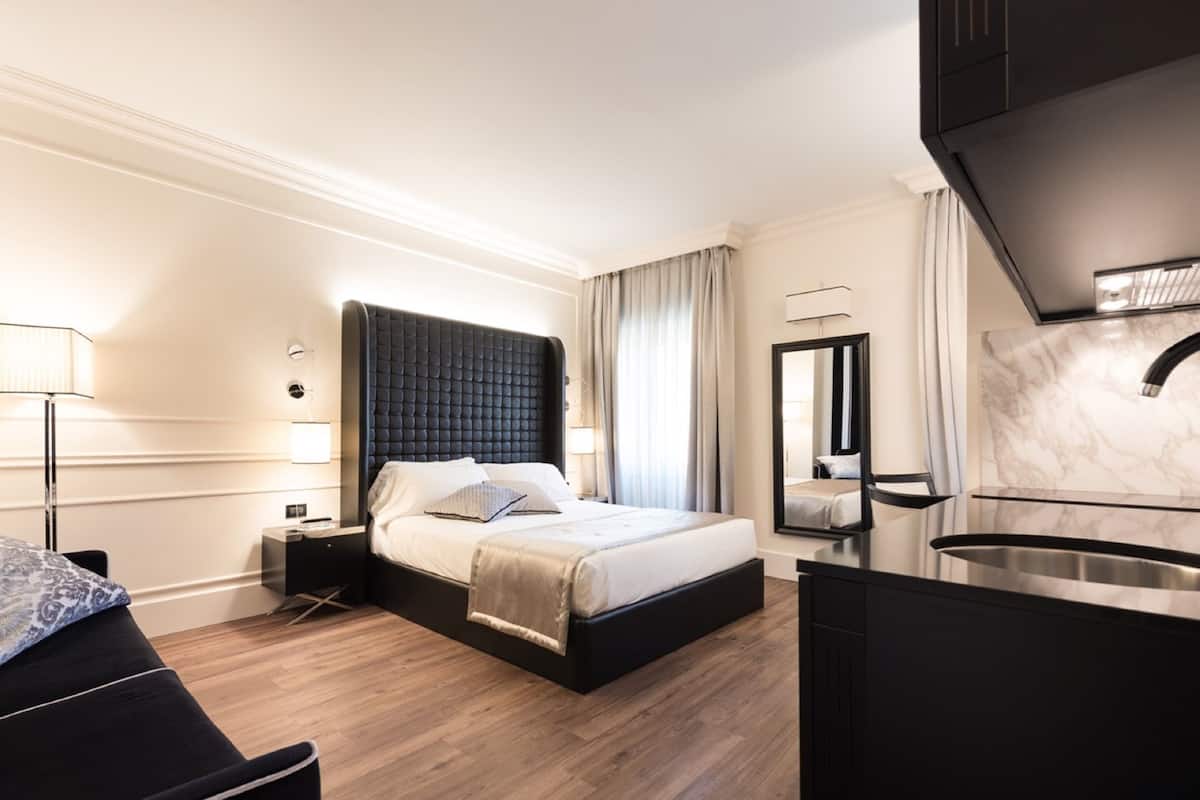 studio deluxe dependance (2 pax- stradone provolo 3 - separate building, 800 m from hotel) | 1 bedroom, premium bedding, down duvets, memory-foam beds