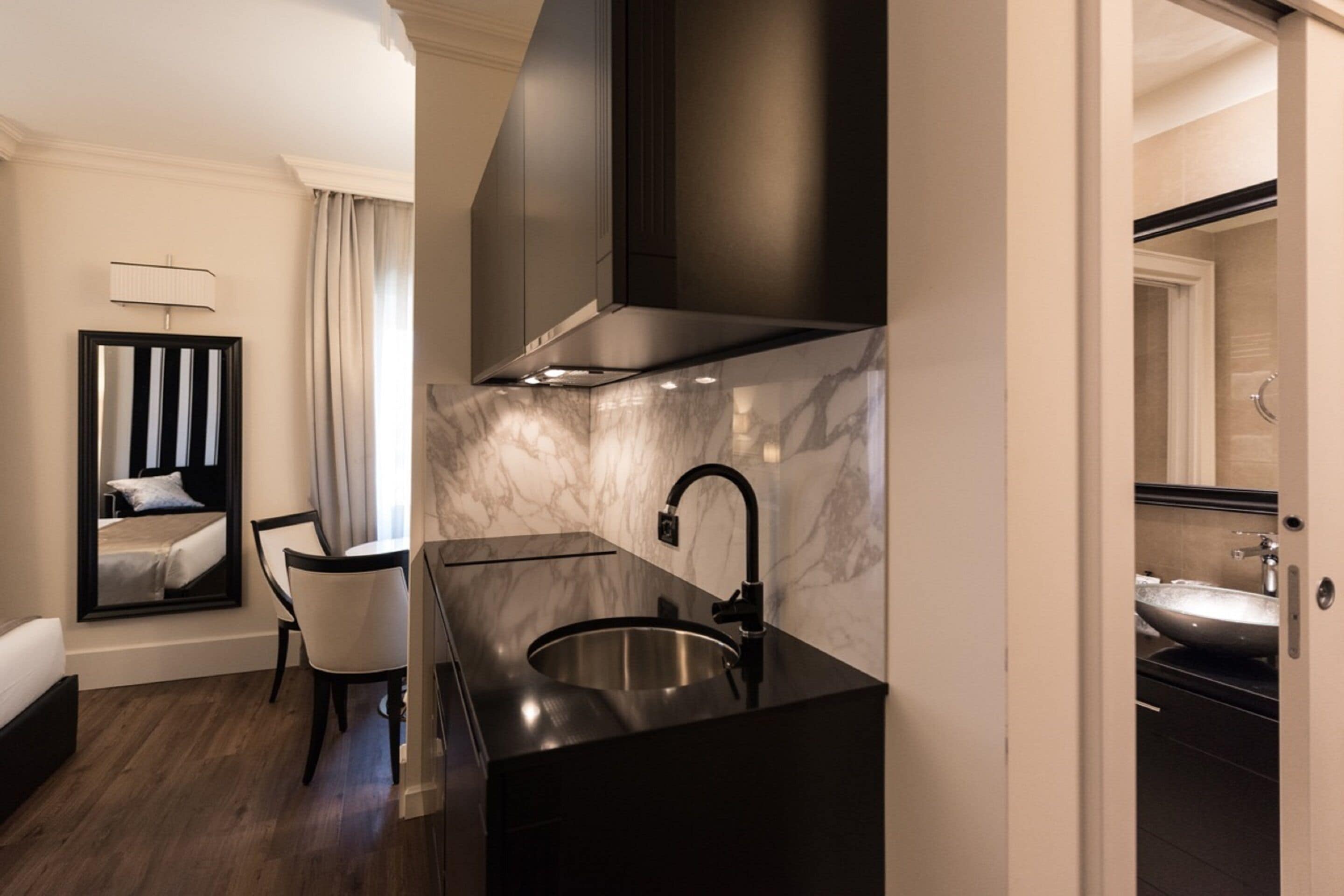 studio deluxe dependance (2 pax- stradone provolo 3 - separate building, 800 m from hotel) | private kitchenette