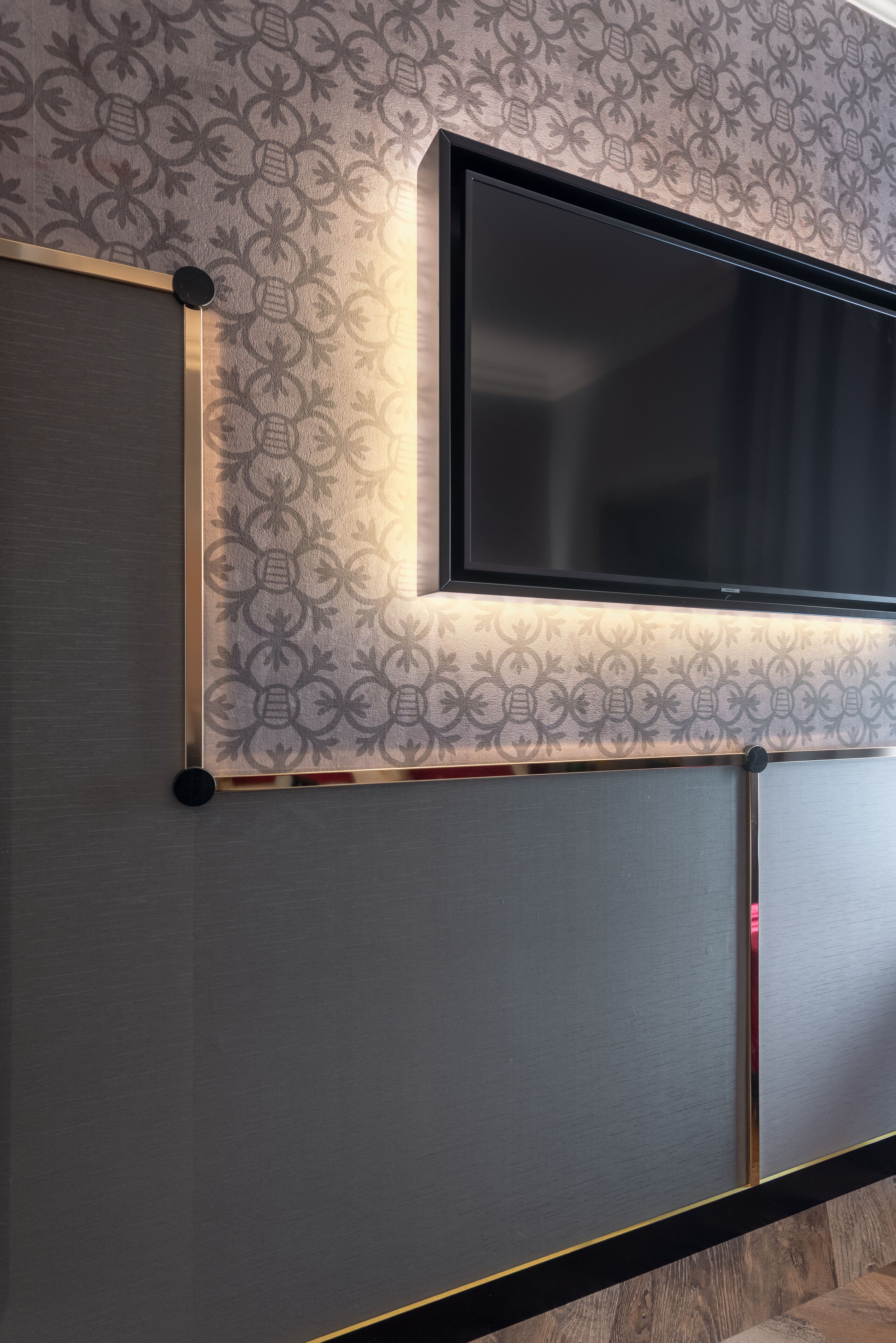 basic double room (piccola) | television