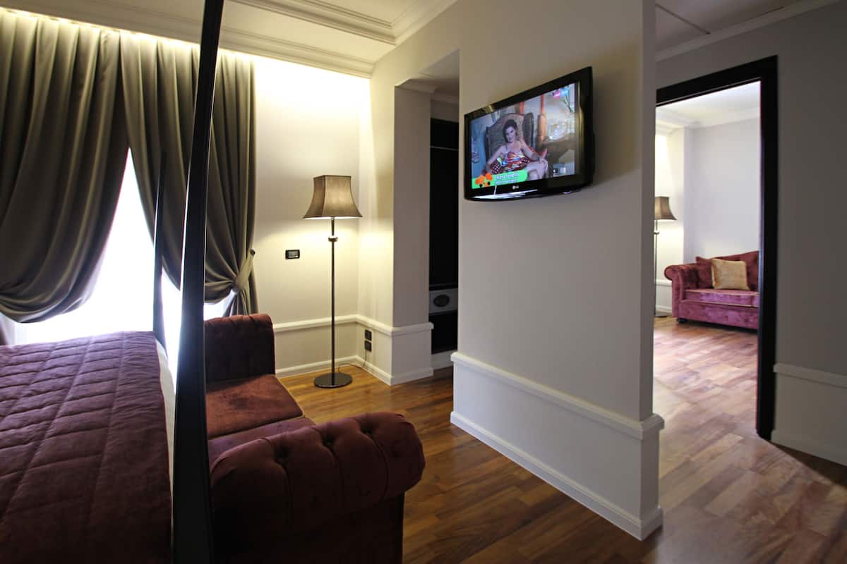 Luxe suite, 1 slaapkamer | Luxe beddengoed, donzen dekbedden, bedden met traagschuimmatras