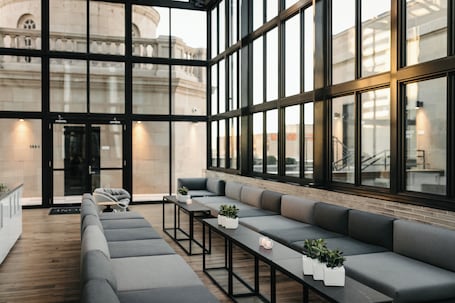 Terraza en la azotea. The Joule Dallas