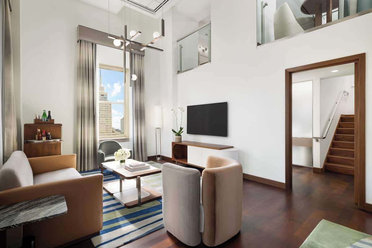 Deluxe Suite (Loft)
