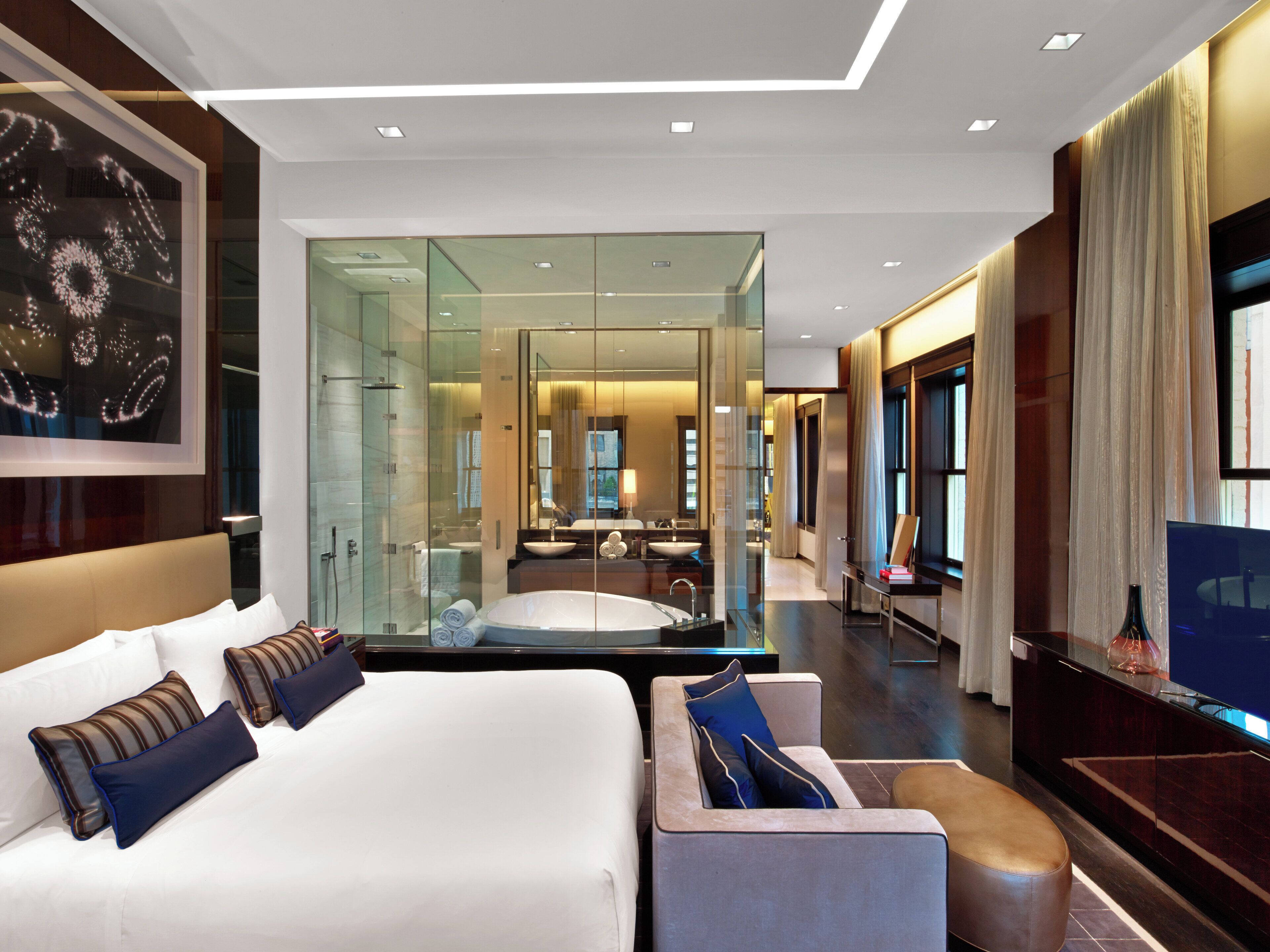 Penthouse (The Lumen Penthouse or Penthouse Loft) | Premium bedding, down comforters, pillowtop beds, minibar