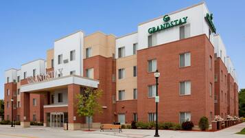 Studio Suite, 1 Queen Bed, Mobility Accessible, Non Smoking | Exterior