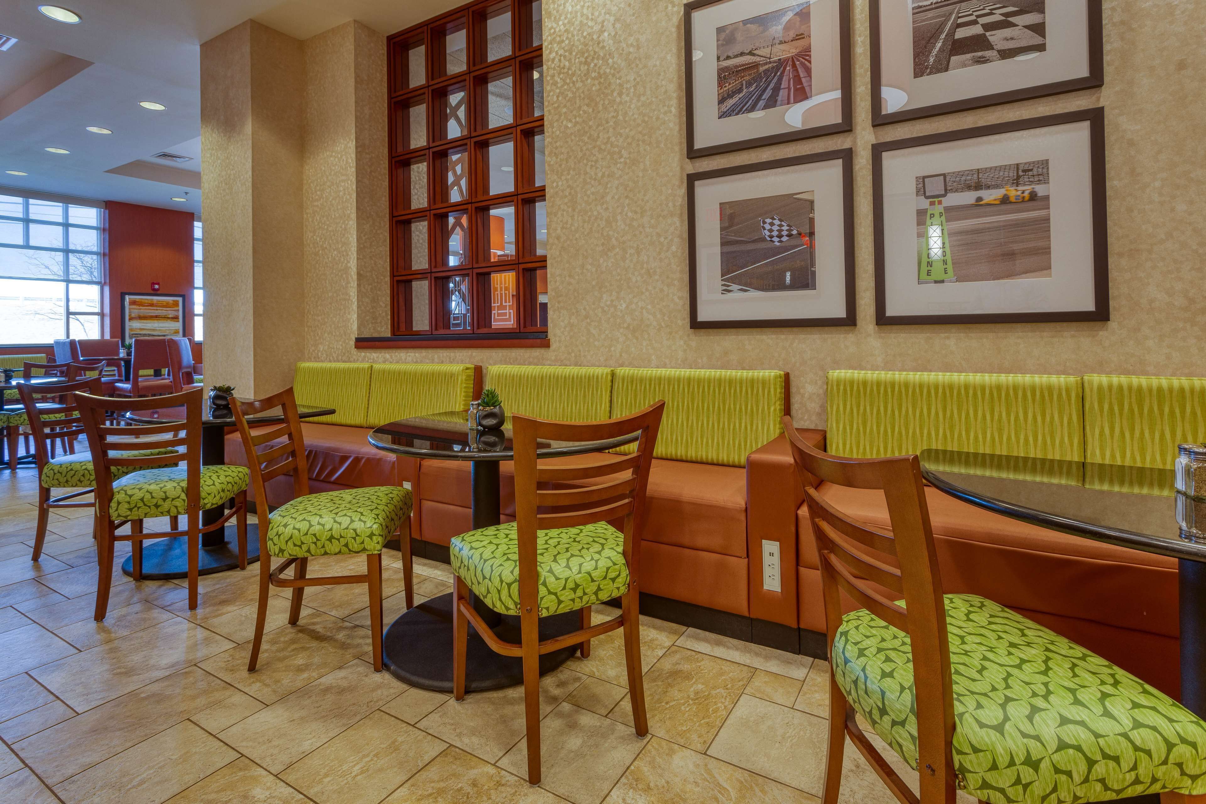 Foto - Drury Inn & Suites Indianapolis Northeast