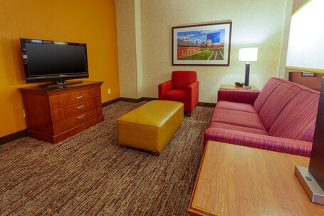 Drury Inn Suites Indianapolis Northeast - Image 34