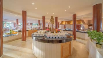 Daily buffet breakfast (EUR 14 per person)