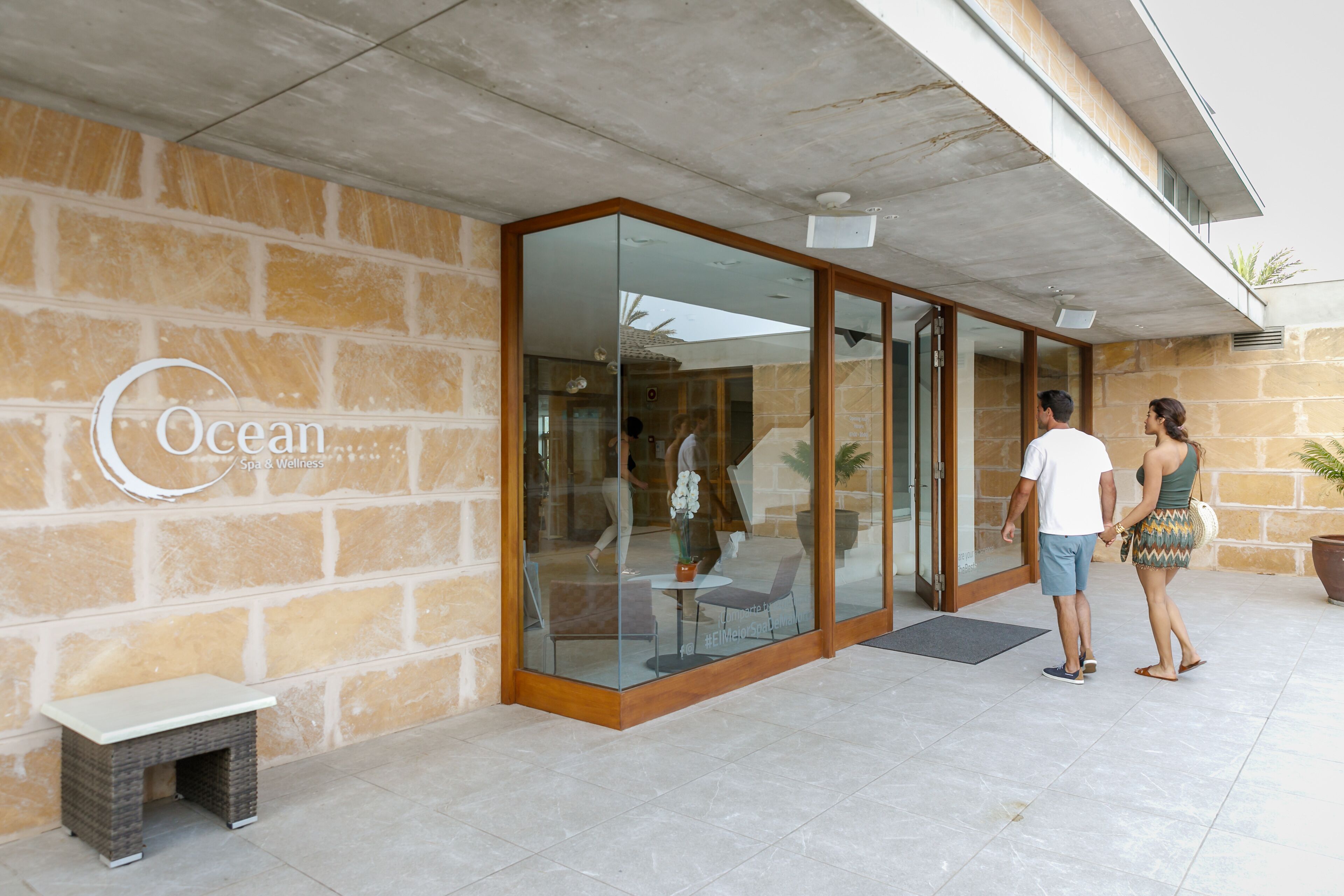 couples treatment room(s), sauna, hot tub, steam room