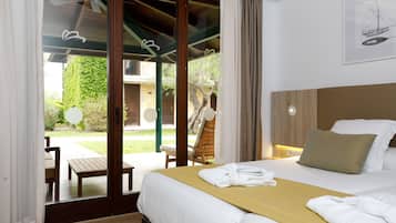 1 slaapkamer, een minibar, een kluis op de kamer, een bureau