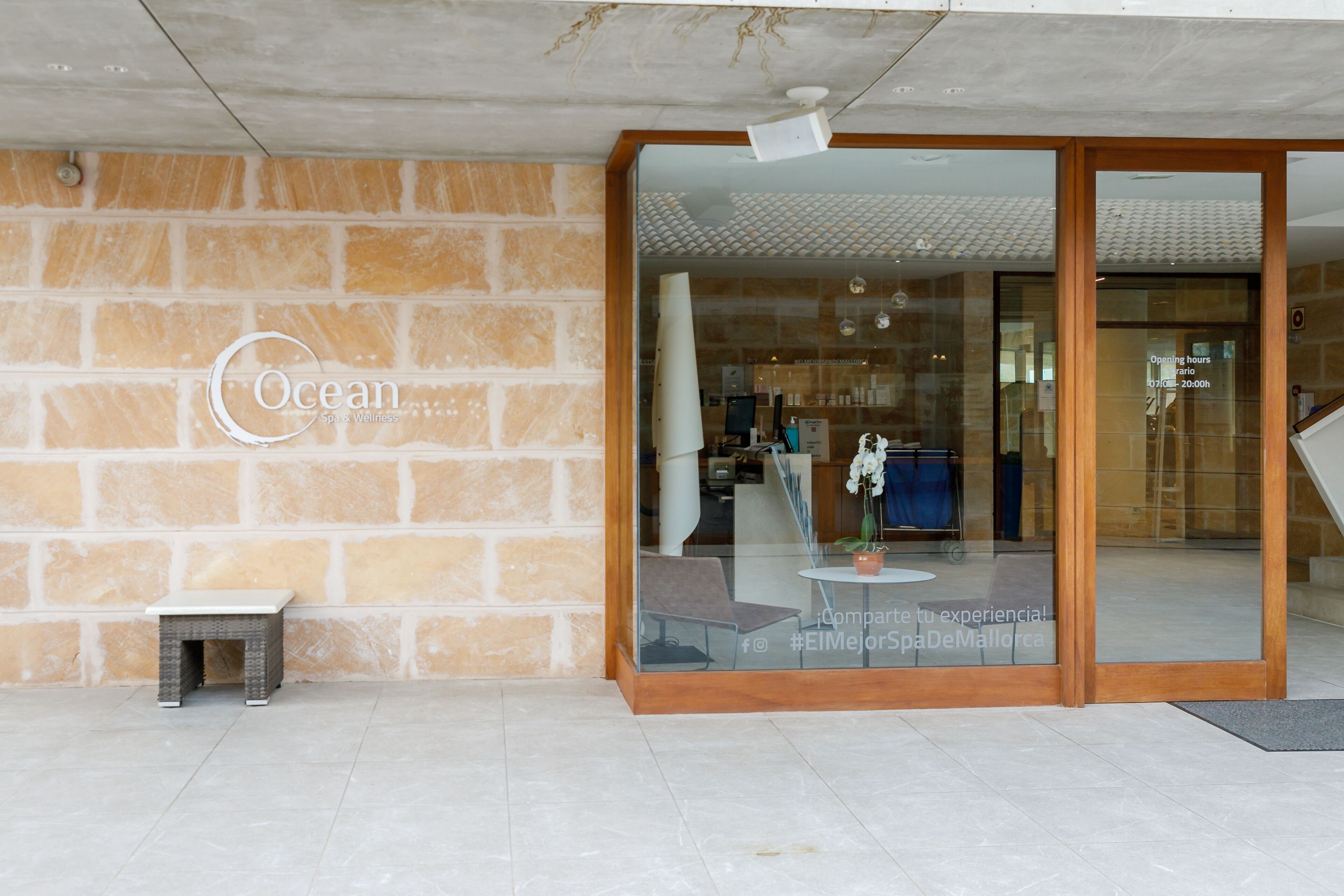 Behandelingskamers voor koppels, een sauna, een bubbelbad, een stoombad