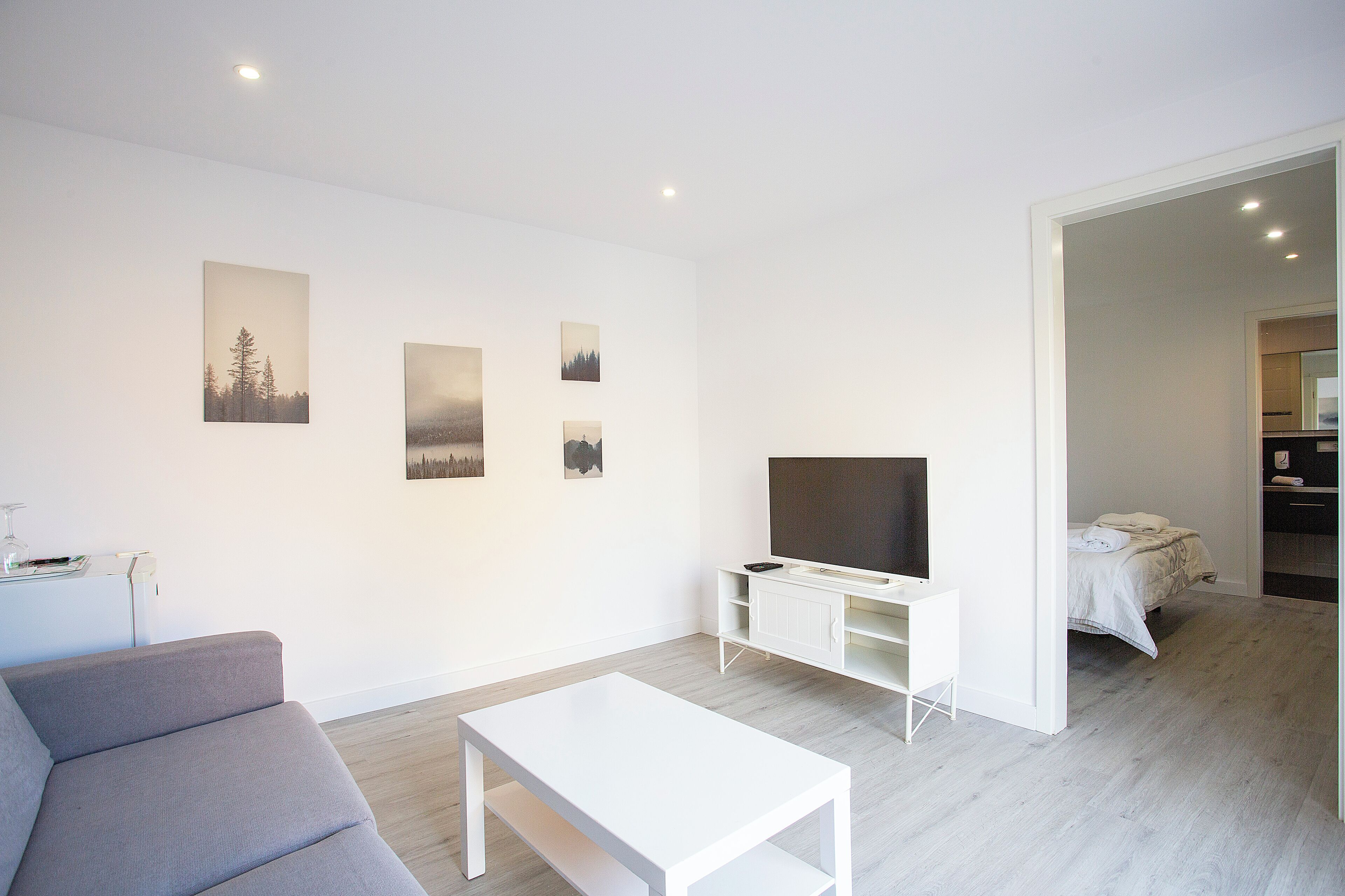 deluxe suite, terrace | 1 bedroom, down duvets, in-room safe, individually decorated