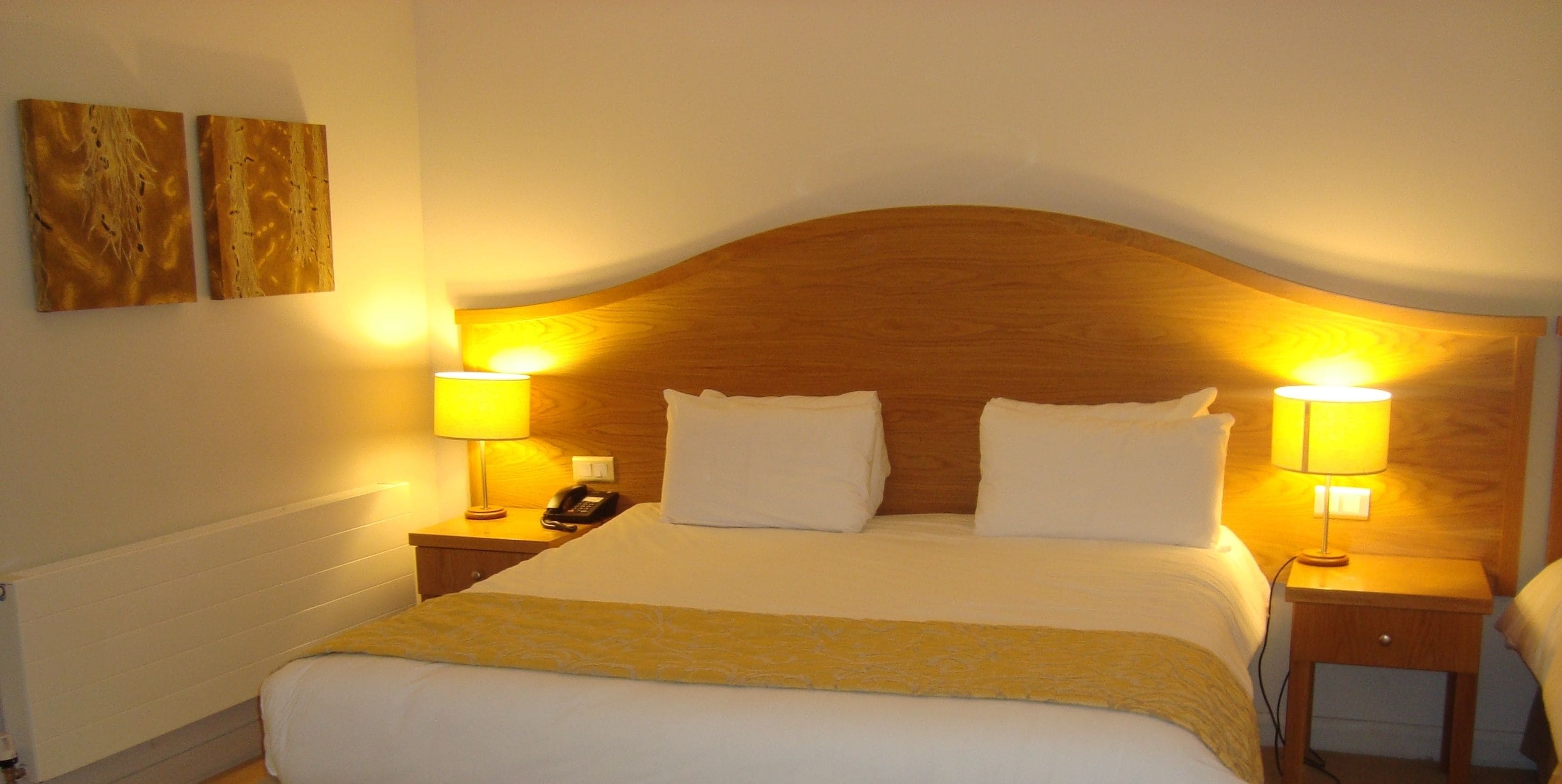 in-room safe, desk, laptop workspace, blackout curtains