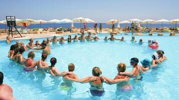 11 piscinas externas, guarda-sóis, espreguiçadeiras