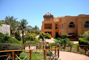 Garden - Rehana Royal Beach Resort - Aquapark & Spa - Families & Couples Only -  Premium Ultra All-Inclusive 24H (Sharm El Sheikh)