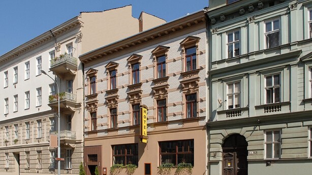Unclassified image, 1 of 74, button - Hotel Arte (Brno)