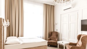 Unclassified image, 5 of 74, button - Hotel Arte (Brno)