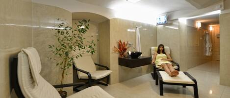 Urut tuaman batu, balut badan, rawatan muka, perkhidmatan urut