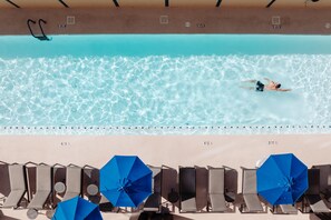 Piscina a l'aire lliure 