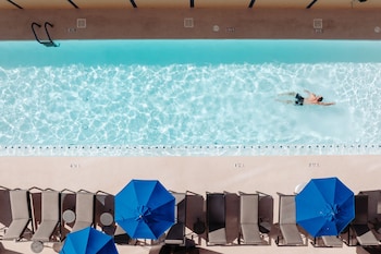 Pool (outdoor) at Sheraton Phoenix Downtown