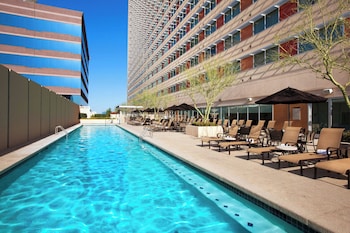 Pool (outdoor) at Sheraton Phoenix Downtown