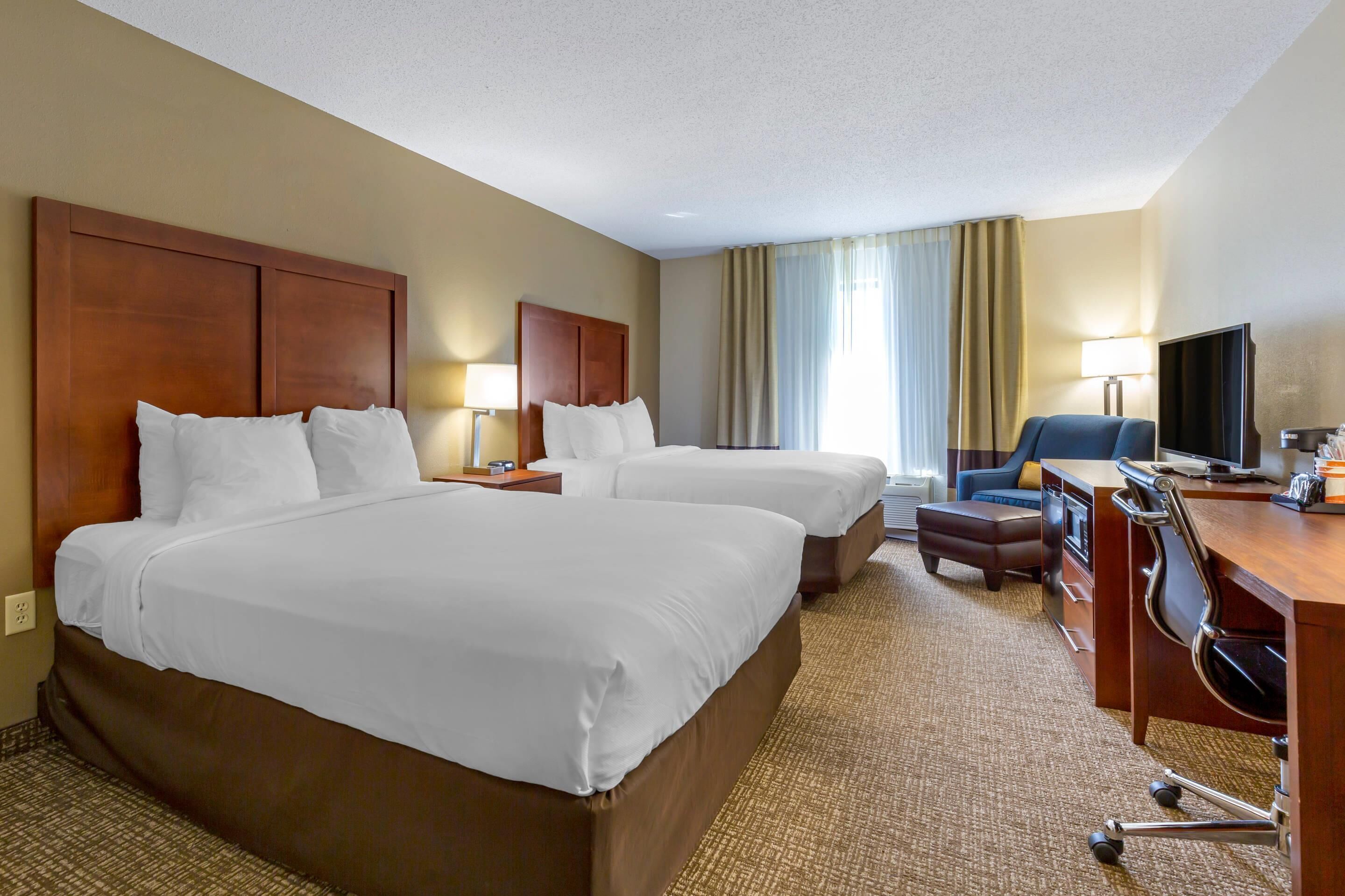 Standard Room, 2 Queen Beds, Non Smoking