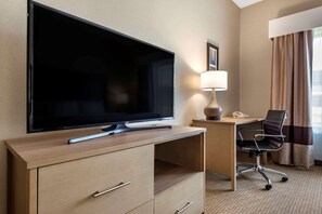 Soundproofing, iron/ironing board, free cribs/infant beds, rollaway beds - Comfort Inn & Suites Farmington - Victor (Farmington)