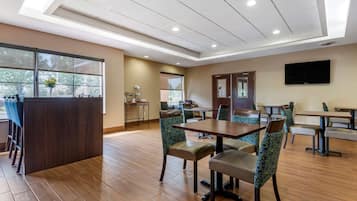 Free daily full breakfast