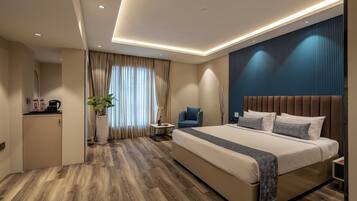 Club Executive | 1 bedroom, minibar, in-room safe, desk